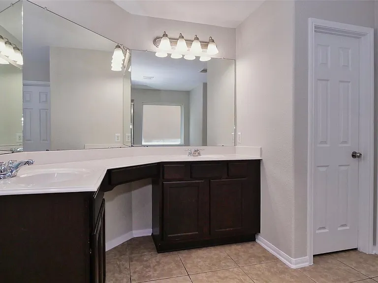 3403 Tall Sycamore Trl — Photo 10