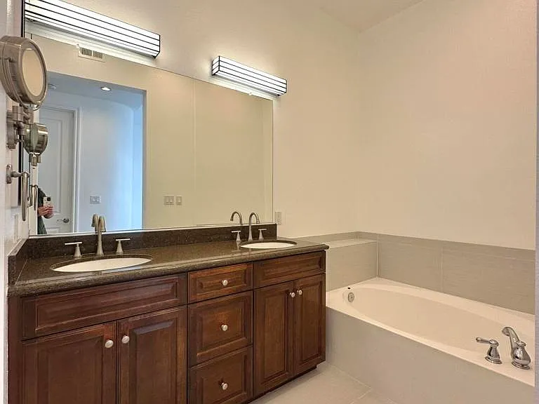 88 Bay State St #3N — Photo 29