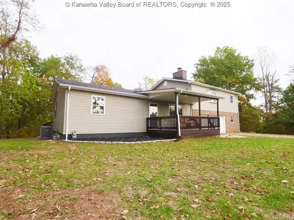 35 Sapphire Rd, Saint Albans, WV 25177