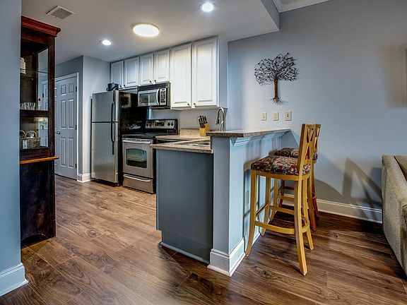 5th image of 215 W College Ave APT 711