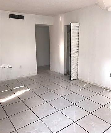 5th image of 201 W Park Dr #2-105