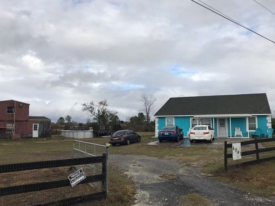 1st image of 6041 SE 99th Pl
