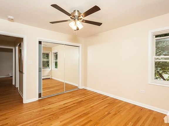 3rd image of 4710 N Virginia Ave #3B