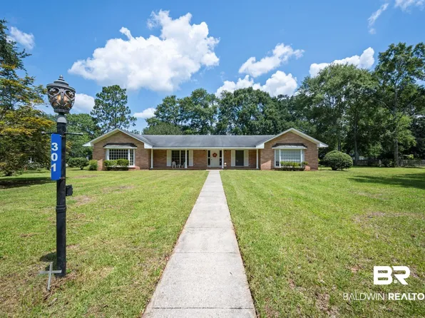 301 E 10th St, Bay Minette, AL 36507