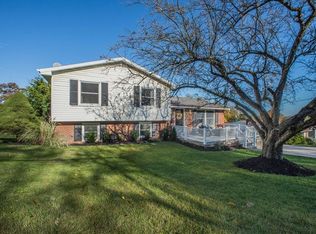 1048 Copsewood Dr, Bethel Park, PA