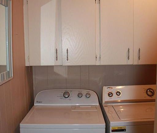 4th image of 110 Midtown Aly APT C