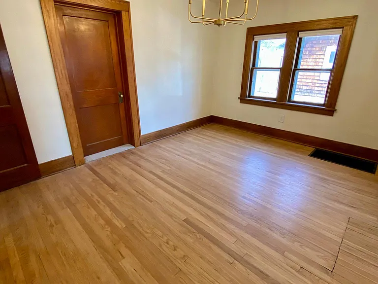 4808 Charles St — Photo 5