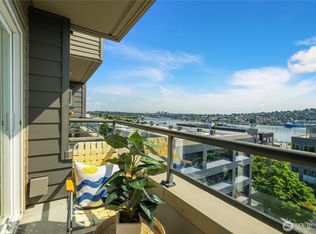 1504 Aurora Ave N APT 407, Seattle, WA