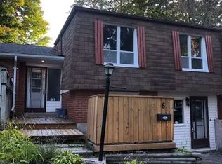 6 Woodgrove Ct #1A, Barrie, ON L4M5B6