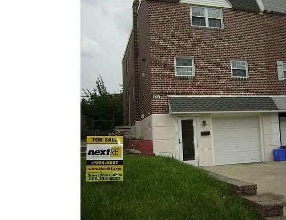 3rd image of 312 Nandina St