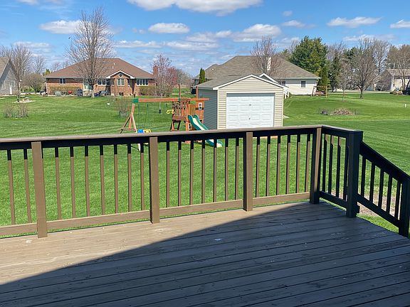 3rd image of 455 Jeffrey Ct