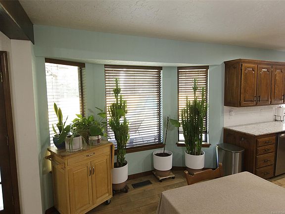 5th image of 9406 S Oxford Pl