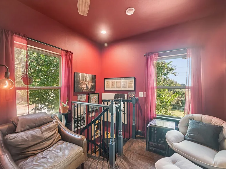 5 Woodlands Ct — Photo 33