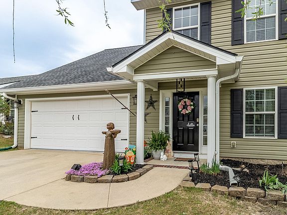 3rd image of 719 Keyes Drive