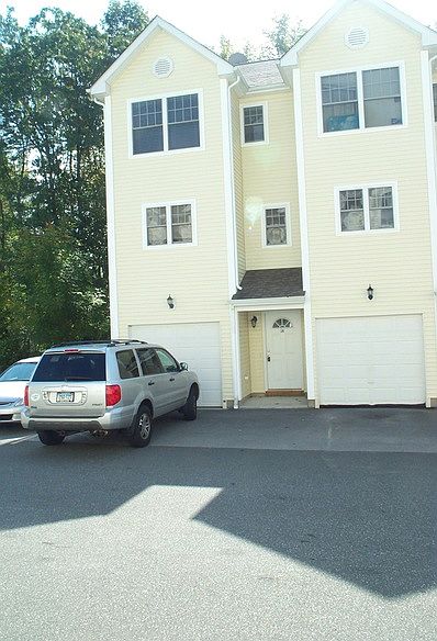 1st image of 527 W Thames St Unit 27