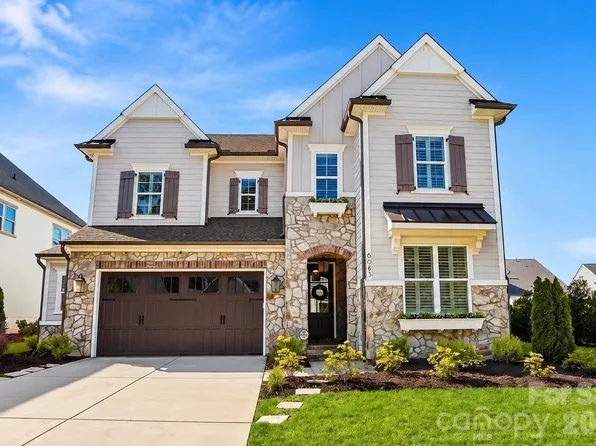 6083 Holden Ct, Fort Mill, SC 29715