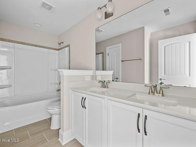 165 Lark Dr — Photo 24