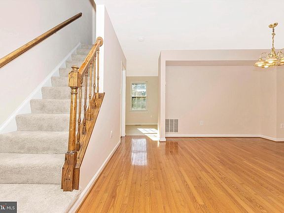 4th image of 15924 Indian Hills Ter