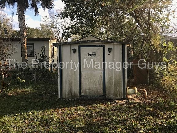 5th image of 104 Kendra Ave