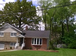 201 Birchwood Rd, New Milford, NJ 07646