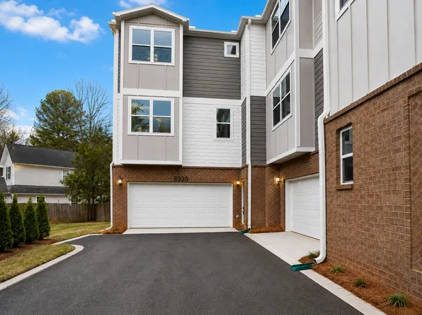 8935 Sharonbrook Dr, Charlotte, NC