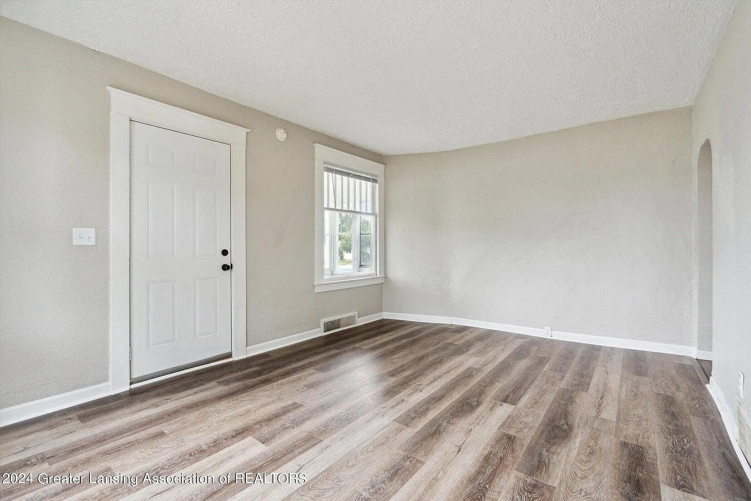609 S Pennsylvania Ave - Unit 1 — Photo 3