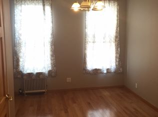 103 Diamond St APT 3R, Brooklyn, NY 11222