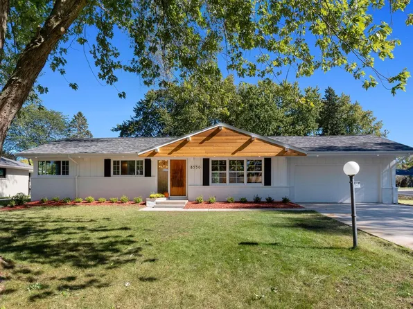 8550 North Greenvale ROAD, Milwaukee, WI 53217