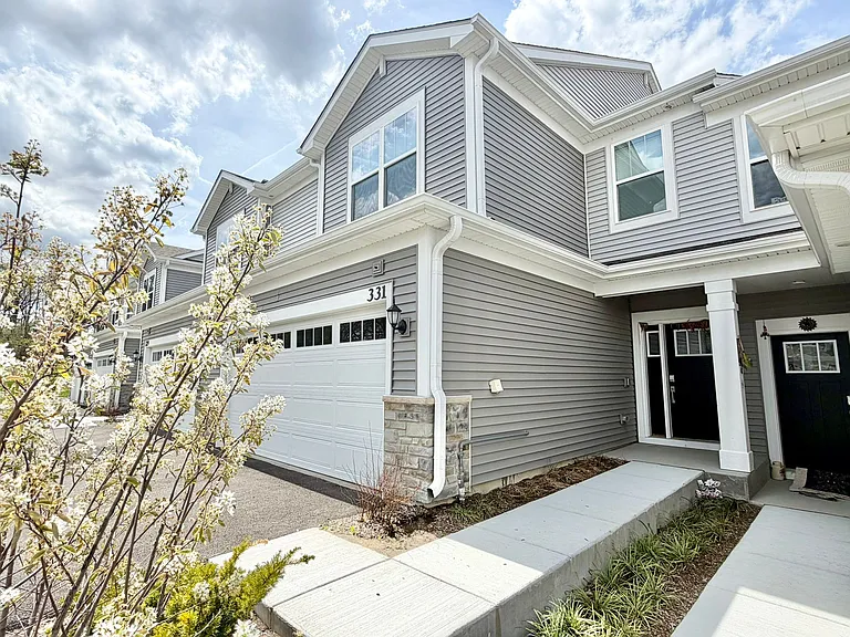331 Red Oak Cir — Photo 5