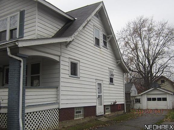2nd image of 1942 17th St