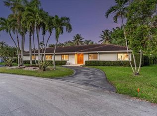 10105 SW 71st Ave, Pinecrest, FL 33156