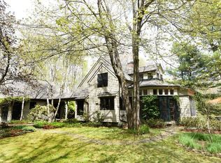 7 High Meadow Rd, Northampton, MA 01062