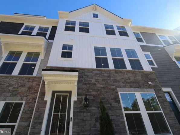 9514 Blue Ash Aly, Fredericksburg, VA 22407