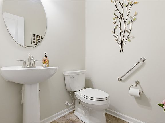 5th image of 169 Cimarron Dr