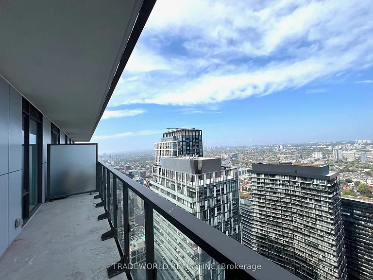 28 Widmer St #4927 — Photo 11