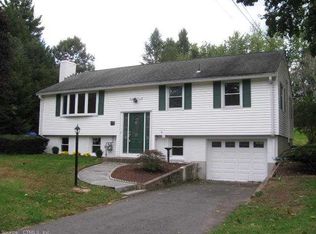 292 Abbe Rd, Enfield, CT 06082