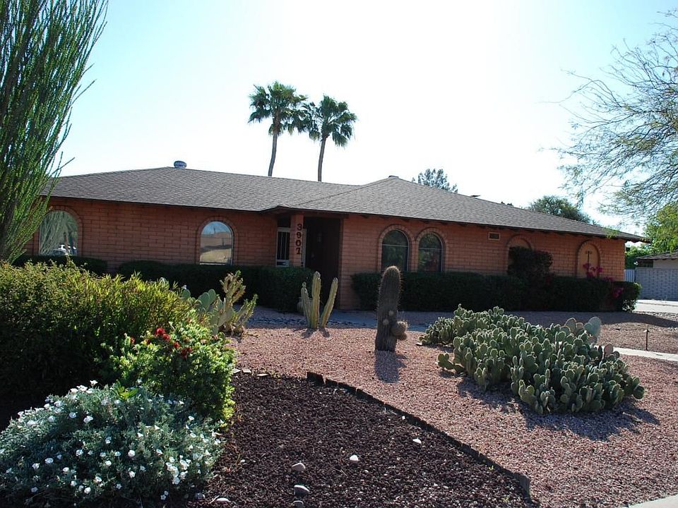 1st image of 3907 S River Dr