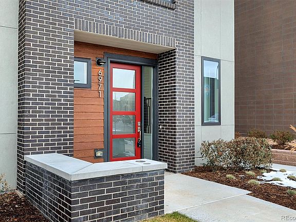 4th image of 6971 E Lowry Boulevard