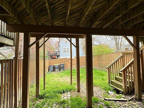 3rd image of 8546 Paragon Ct
