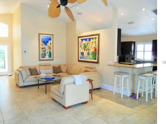 3rd image of 2241 Mallory Cir