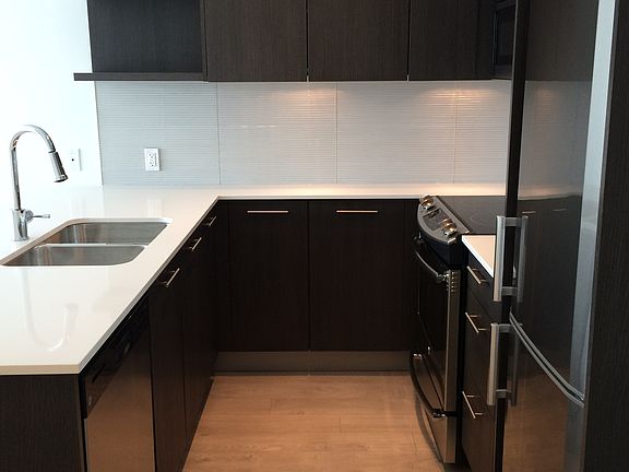 2nd image of 97 W Georgia St #1912