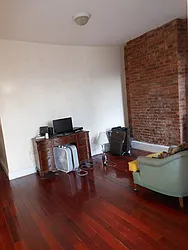 Rented by Urban Ambiance