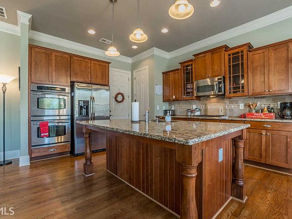 3rd image of 629 Crystal Cove Ct