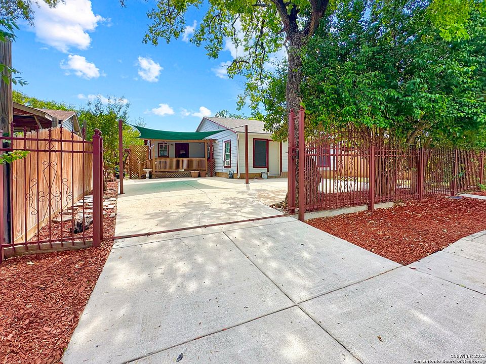1st image of 606 S San Horacio Ave