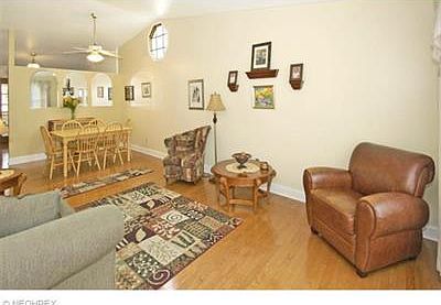 4th image of 8895 Holly Ln #29