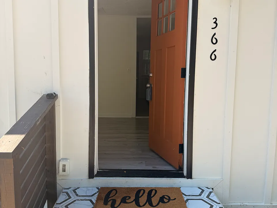 Entrance to 366.