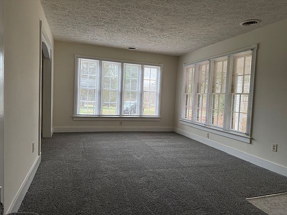 3rd image of 9909 Elys Ford Rd