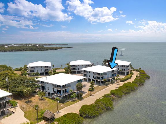 4th image of 12690 Overseas Hwy #410