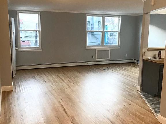 2nd image of 78 Macdougal St #3