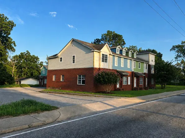 412 N Range St APT 4, Dothan, AL 36303